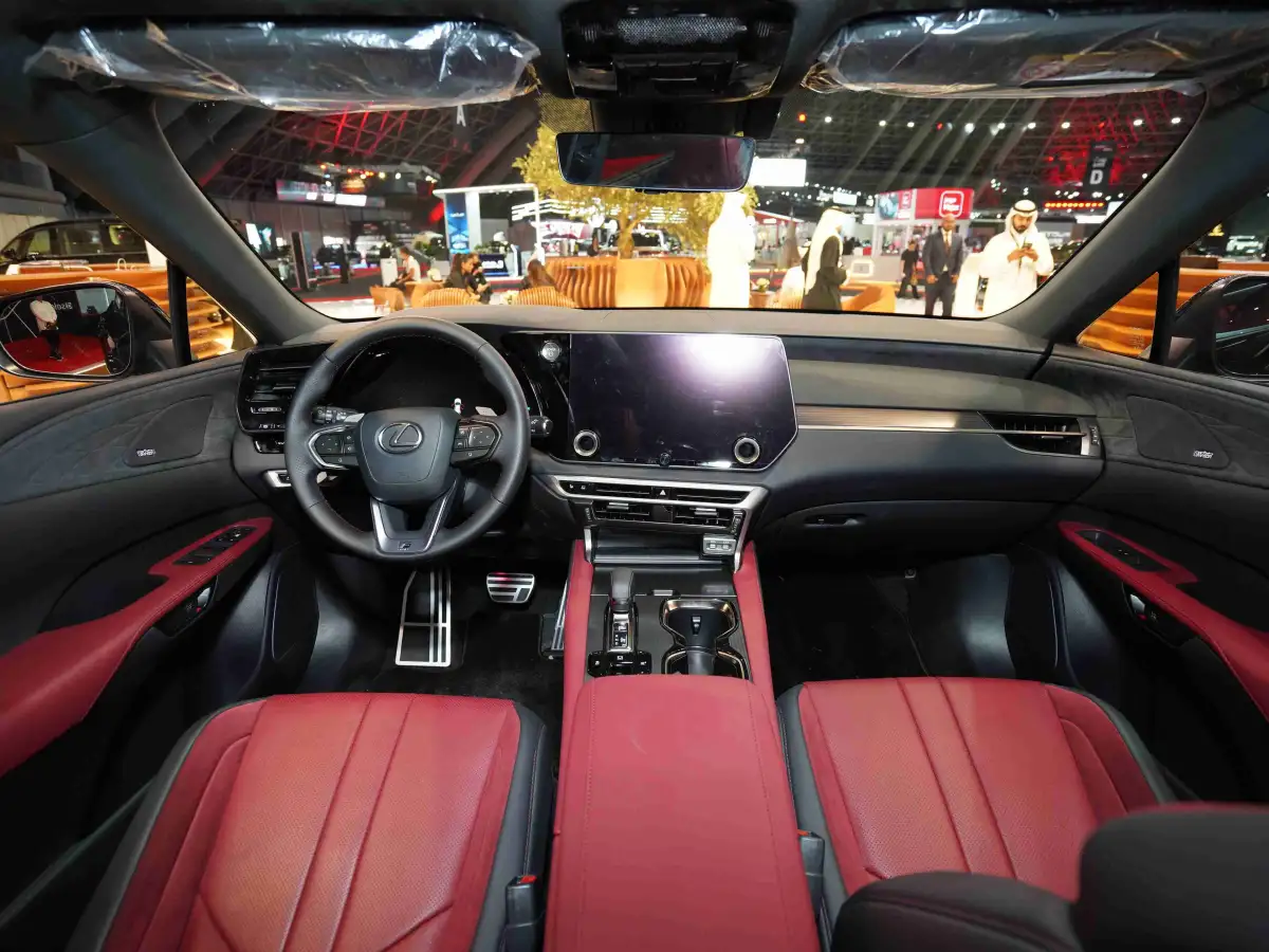  Interior Design of Lexus RX 500h F (Red color Seat and black Dashboard)