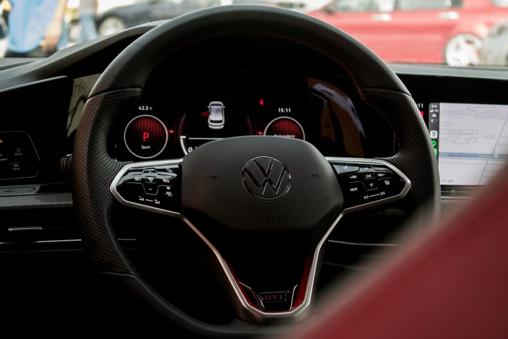  Steering Wheel of Hyundai Sonata Hybrid Interior.